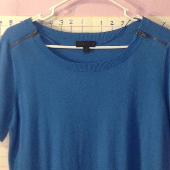 A Loves A Wool Blend Beaded Pearl Crew Neck Long Sleeve Sweater | Dillard's A Loves A Wool Blend Beaded Pearl Crew Neck Long Sleeve Sweater | Dillard's